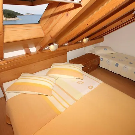 Rooms By The Sea Vis - 3034 Vis
